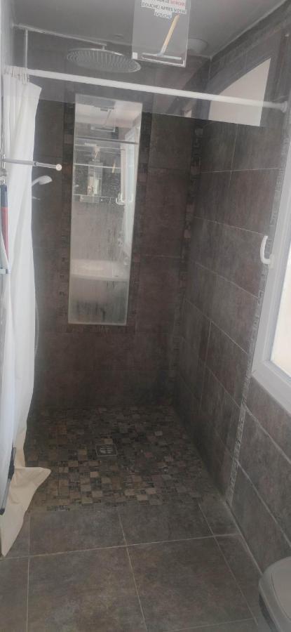 Logement Entier A 15 Mn D'Avignon, 10Mn D'Orange Deux Chambres Roquemaure  Dış mekan fotoğraf